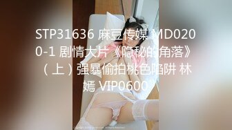 巨乳长髪美女镜头前很自然的展现 奶晃动的很大