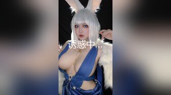 女子私密会所享受男技师的精油按摩服务，让大哥揉奶子摸大奶抠骚逼浪荡呻吟快要受不了，不来姨妈就草上了