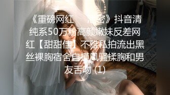 长卷发身材火辣的美少妇丰满大奶屁股翘凸，完美露脸